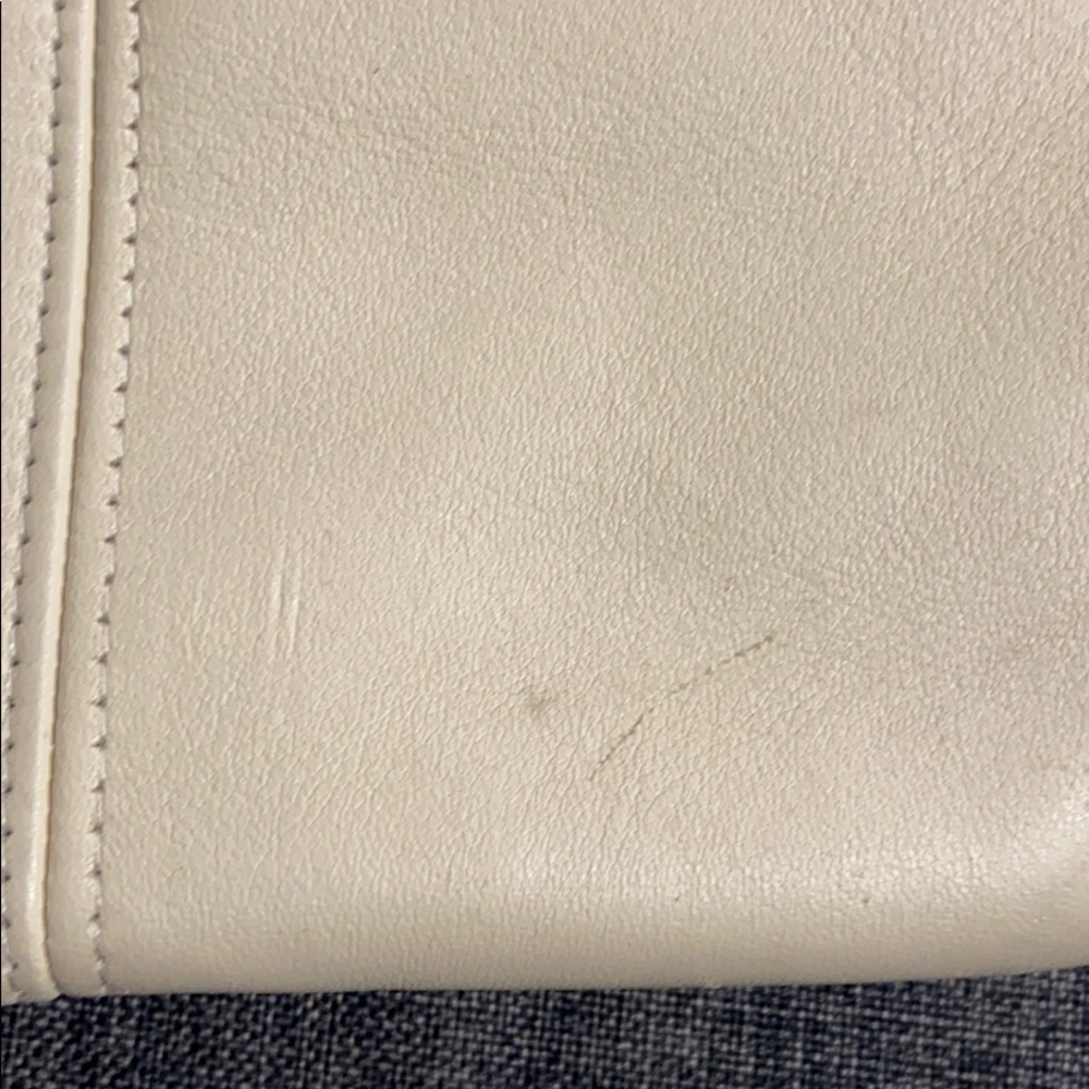 Vintage Coach leather cross body bag, cream - Picture 15 of 15